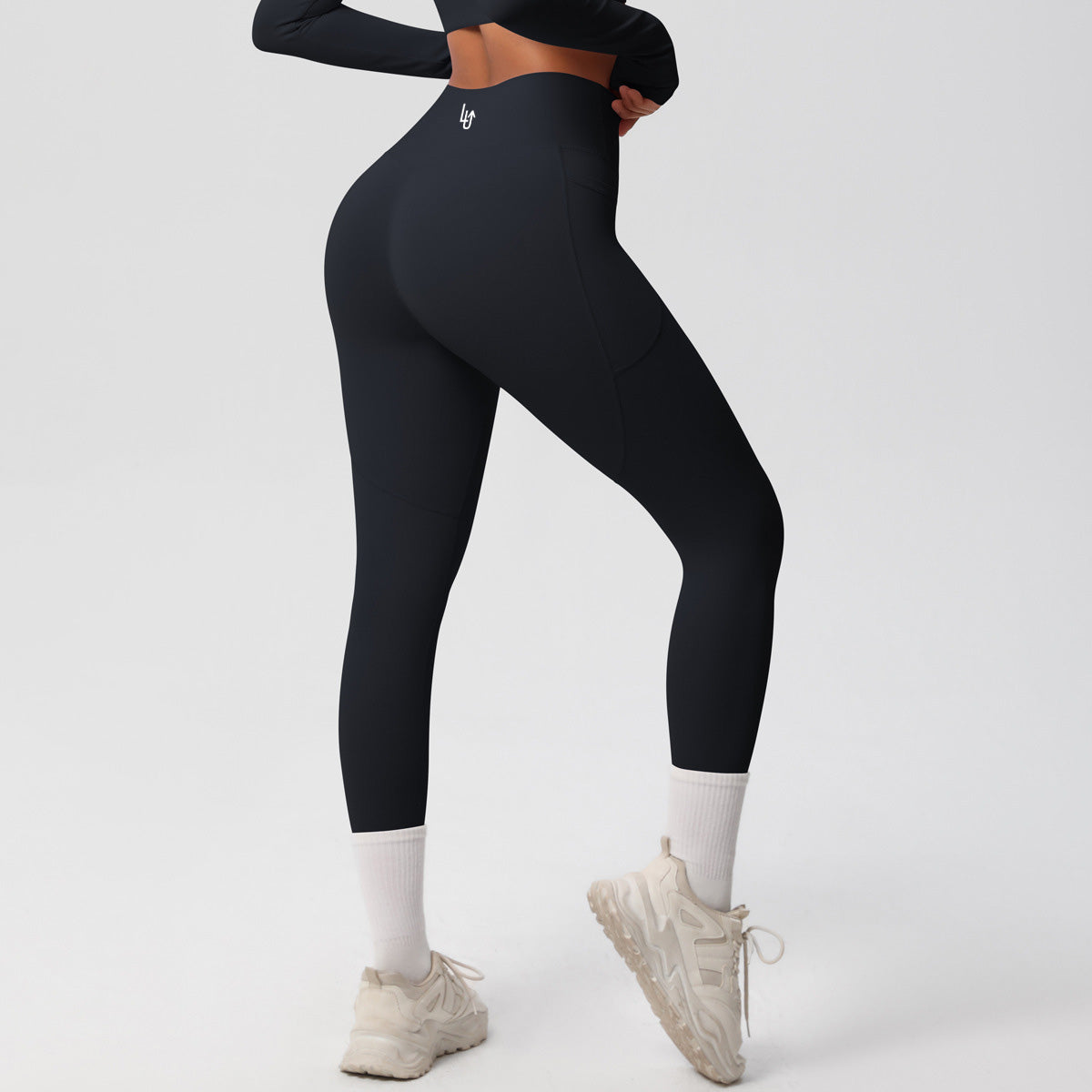 PERFORMANCE LEGGING POCKET WOMAN - BLACK